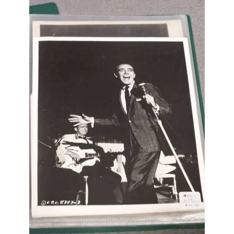 Alan Dale Photo