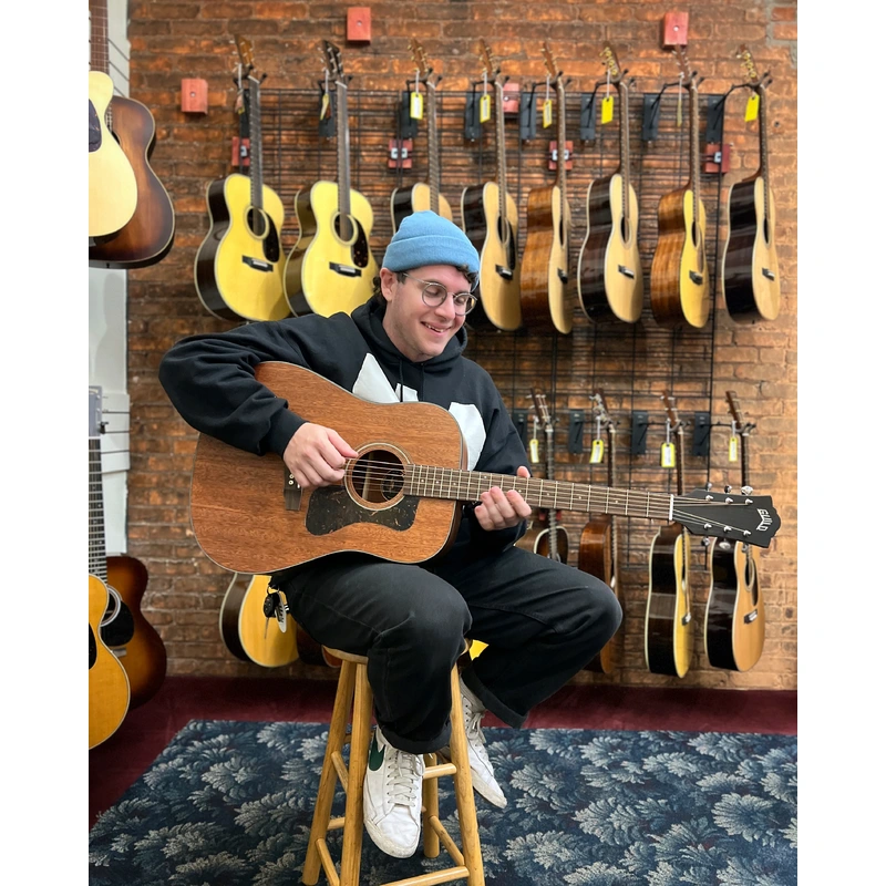 Guild 300 Series D-320 Acoustic Guitar