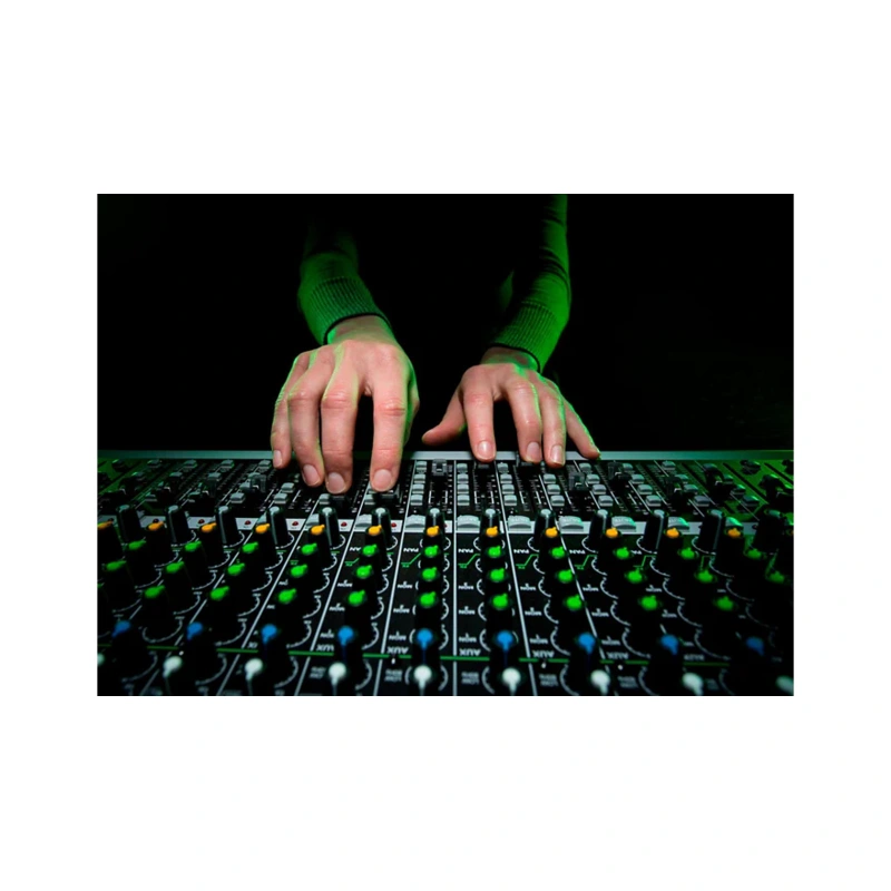 Mackie ProFX30v2 30-Channel 4-Bus FX Mixer with USB