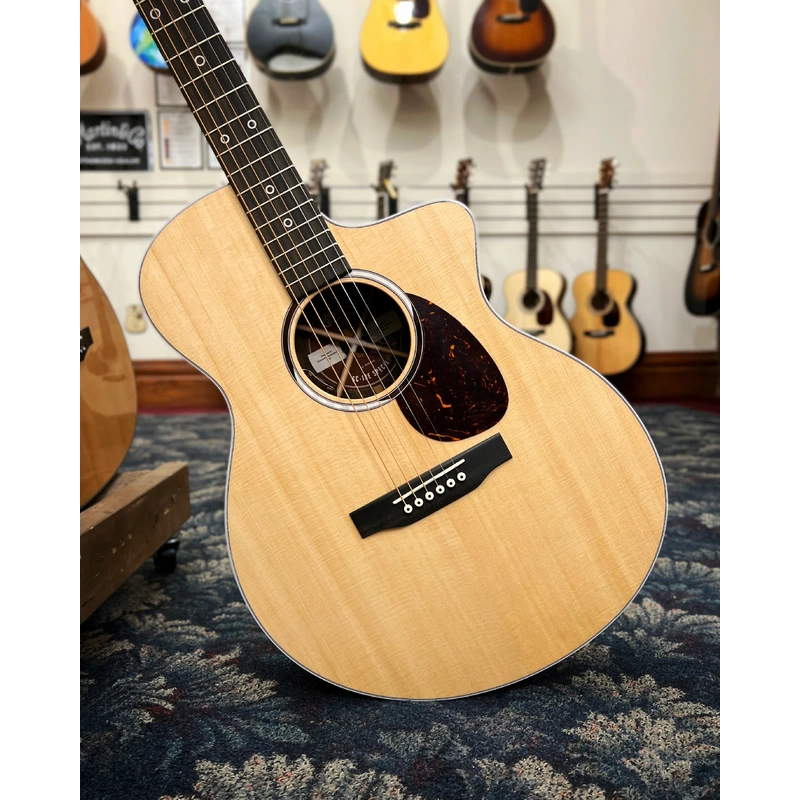 Martin SC-13E Special Cutaway Guitar & Case, LR Baggs Element Pickup