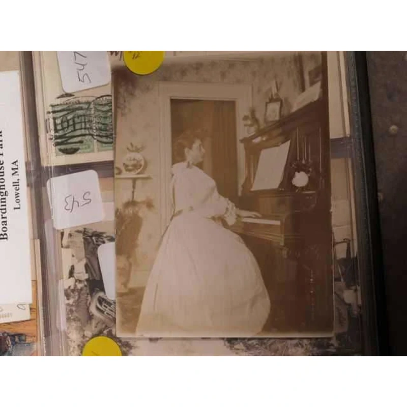 Photo: Woman Playing Piano